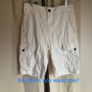 (192-B3) Urban Pipeline men off white cargo short size 29